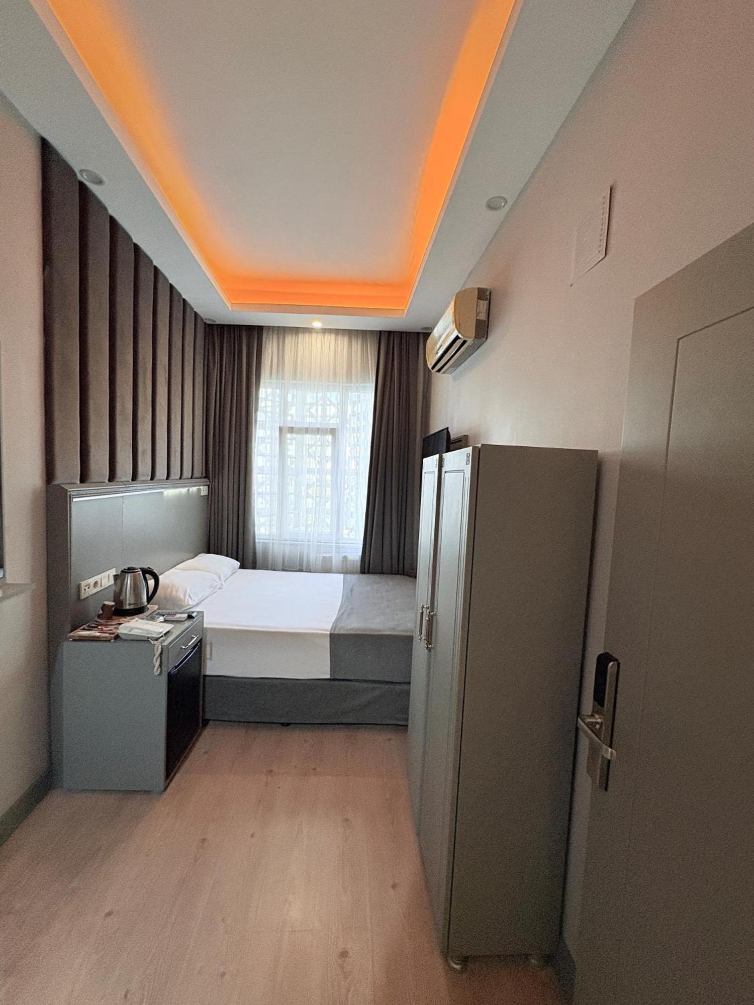 Crowned Plus Hotel Stambuł Zewnętrze zdjęcie